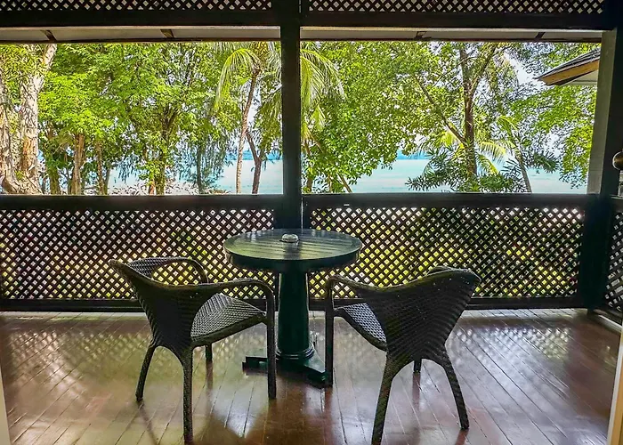 Rebak Island Resort & Marina, Langkawi 大自然 野生动物与美食爱好者的天堂